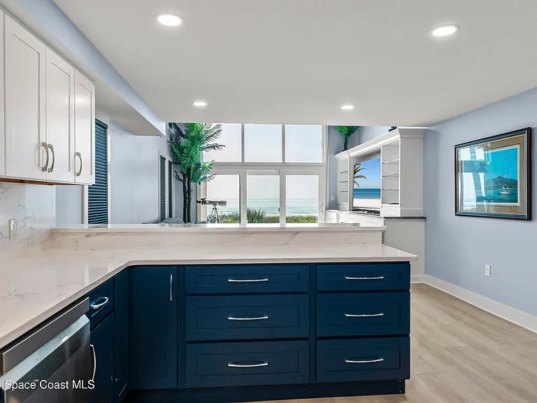 5050 Ocean Beach Blvd #301 — Photo 13