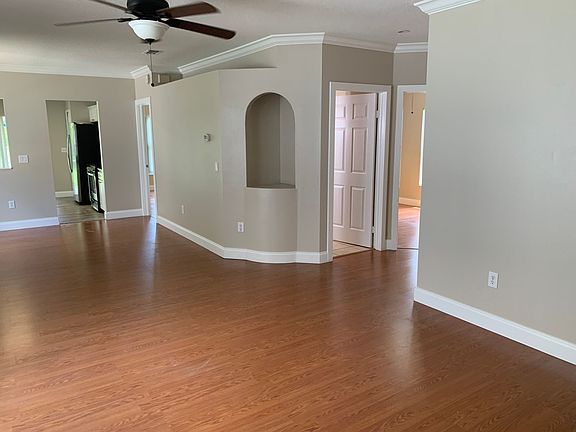 4th image of 2413 Sagemont Dr