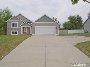 5438 Byron Center Ave SW, Wyoming, MI 49519