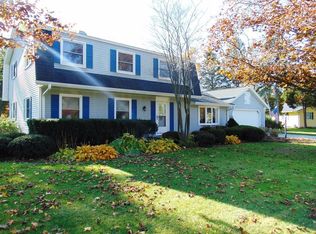 1717 Pheasant Ln, Sheboygan, WI 53081