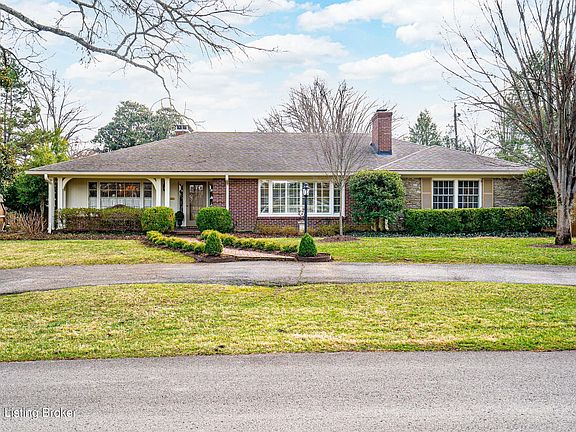 2nd image of 504 Ridgewood Rd