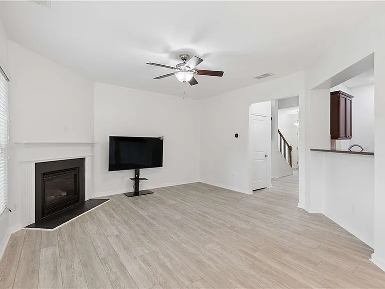 3377 Vintage Cir SE — Photo 13