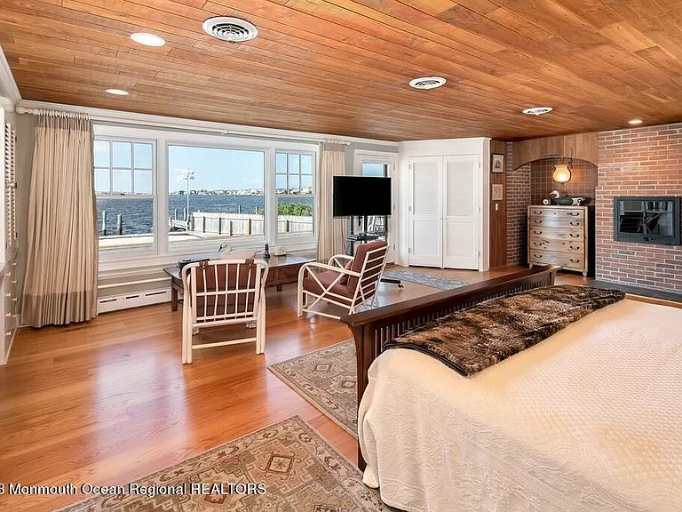 127 Curtis Point Dr — Photo 11