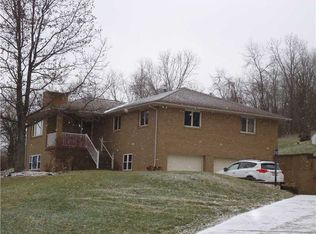 104 Baker Station Rd, Washington, PA 15301