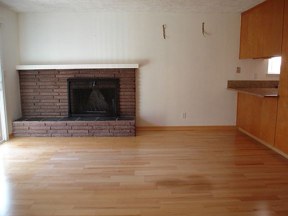 Family/Dining Room w/ Fireplace