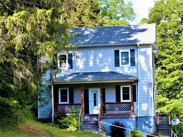 6 Cemetery Rd, Lonaconing, MD 21539