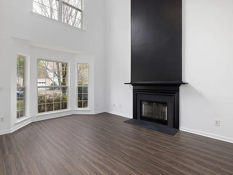 6905 Dawnalia Ct — Photo 10