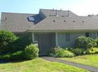 32 Azalea Cir UNIT 5, White River Junction, VT 05001