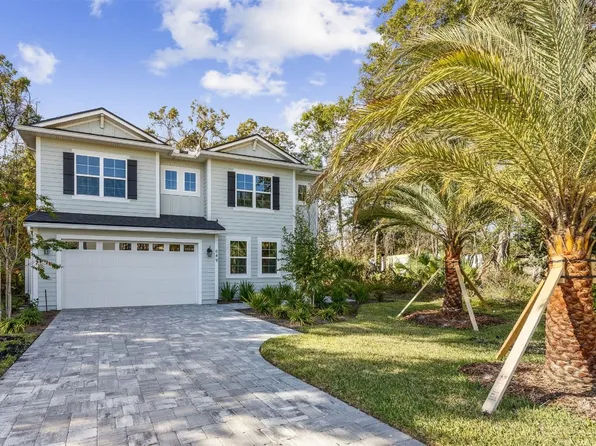 649 S 7th St, Fernandina Beach, FL 32034