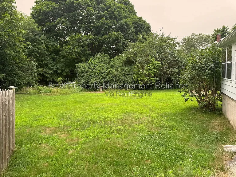 78 Memorial Dr — Photo 15
