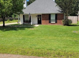 9787 Corrinne Ave, Denham Springs, LA 70706