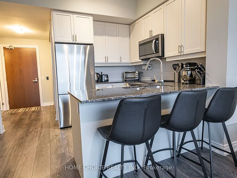 1050 Main St E #614 — Photo 7