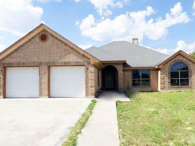 348 N Travis St, Rio Grande City, TX, 78582