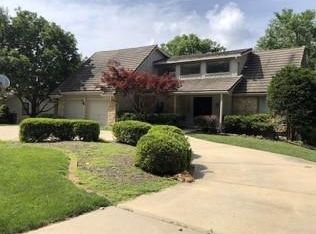 12402 Overbrook Rd, Leawood, KS 66209