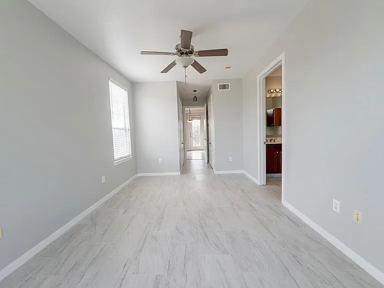 7575 Kirby Dr #2214 — Photo 15