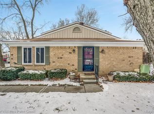 4952 Cara Ct, Royal Oak, MI 48073