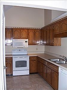 3rd image of 1412 Marla Ct