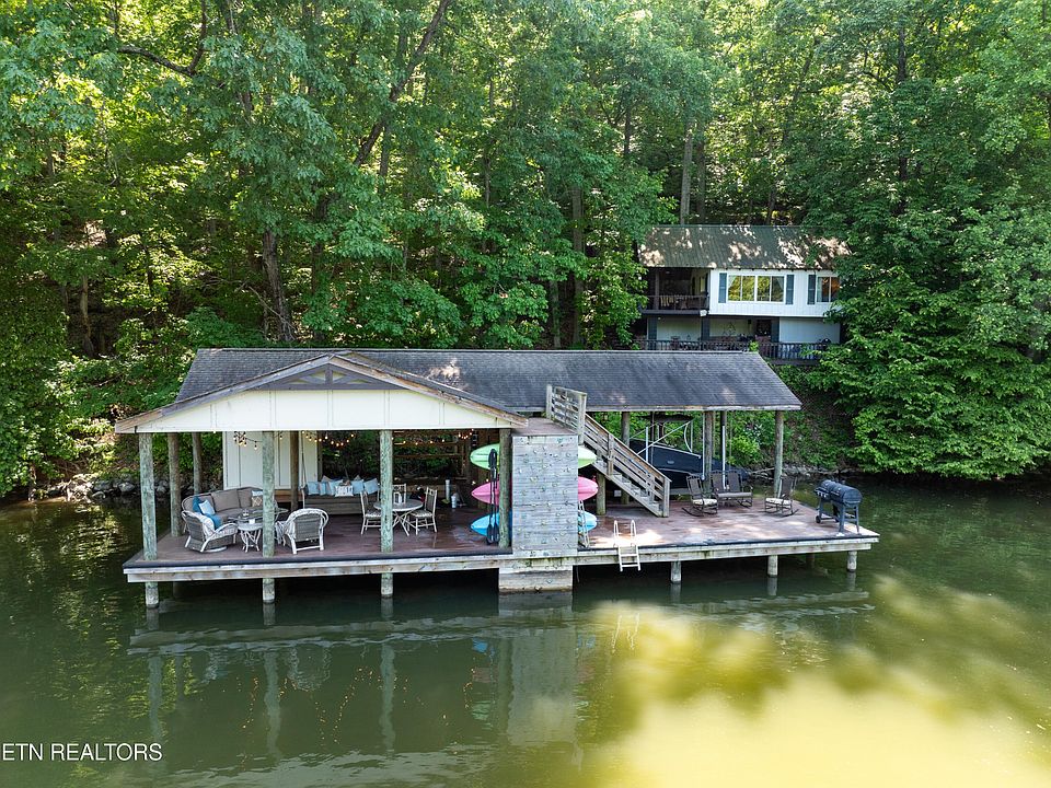 1st image of 1360 Deep Cove Ln