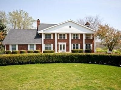 582 High Knl, Grafton, WI, 53012