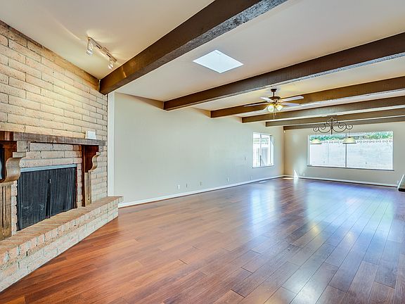 5th image of 14855 N Skokie Ct