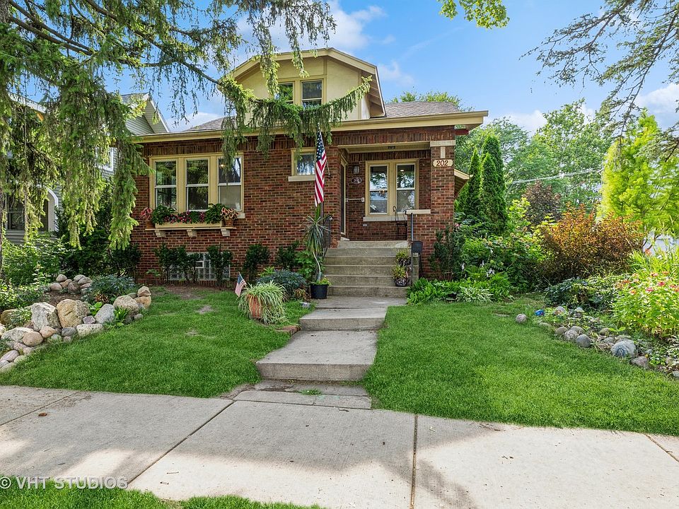 1st image of 202 S Highland Ave