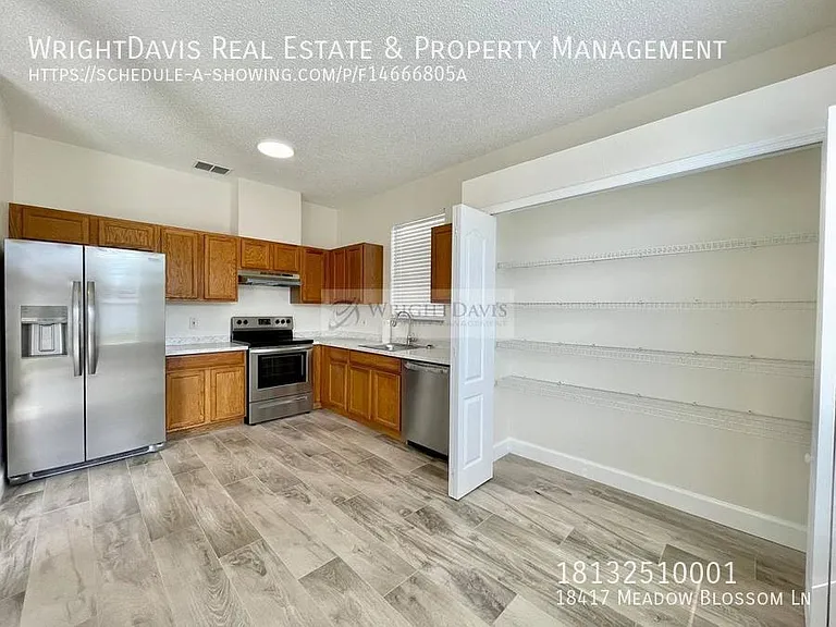 18417 Meadow Blossom Ln — Photo 12