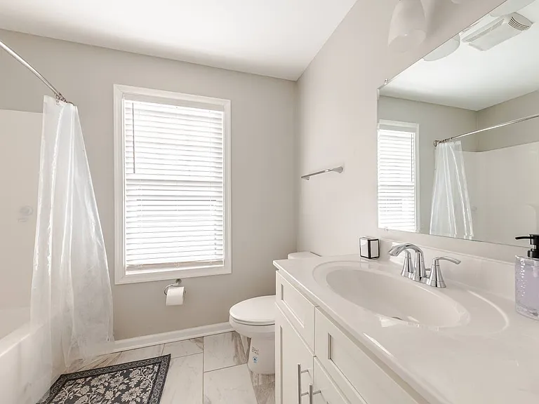 301 Rollason Dr — Photo 56