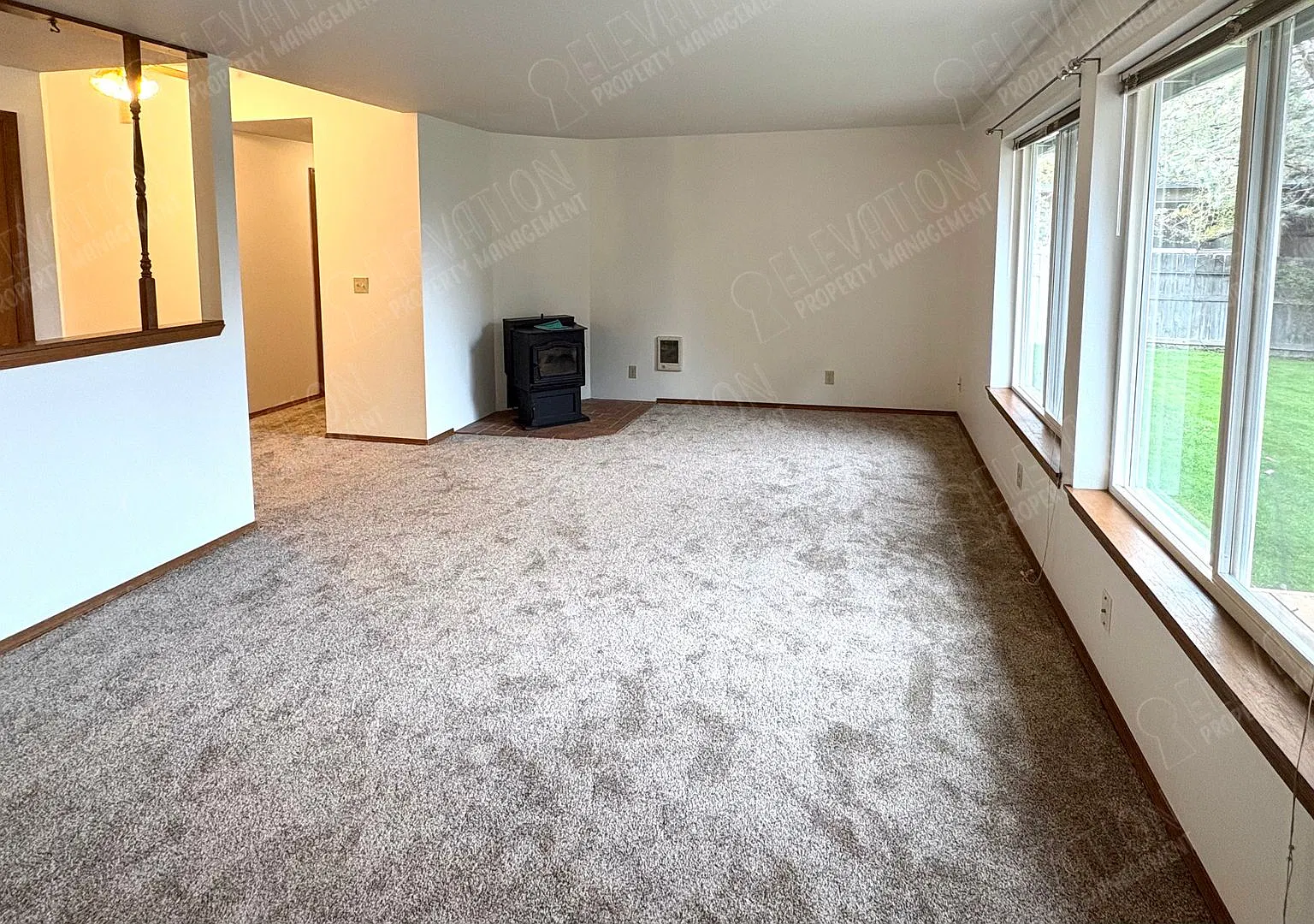 3 Bedroom Home with New Carpet & Great Backyard — Photo 3