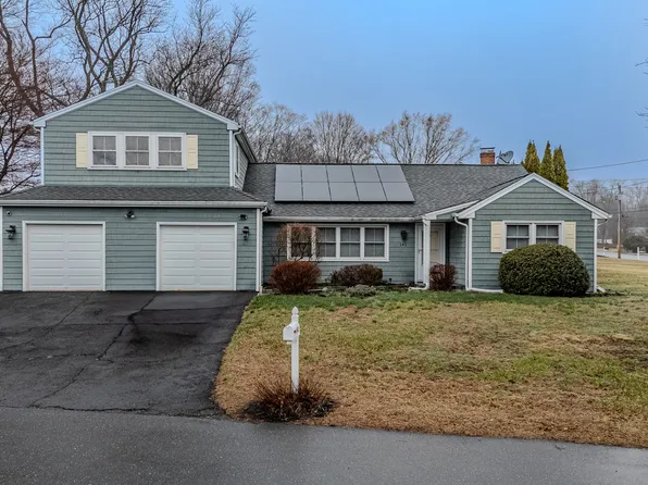 142 Richfield Road, Trumbull, CT 06611