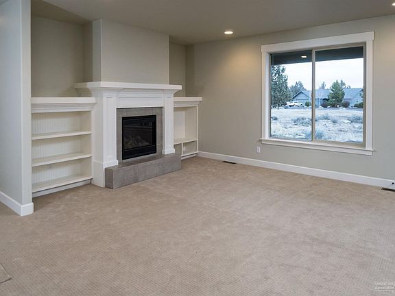 4th image of 650 Wildwood Falls Ct Lot 9