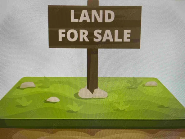 8102 S Whitherbee Dr, Bloomington, IN 47401