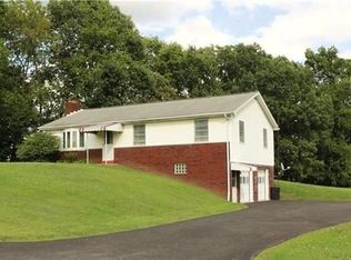 336 McIlvaine Rd, Greensburg, PA 15601