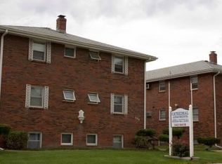 310 N 40th St APT 7, Omaha, NE 68131