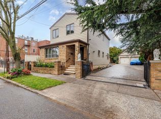 6 S 4th St, New Hyde Park, NY 11040