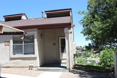 630 Autumn Crest Cir Photo 1