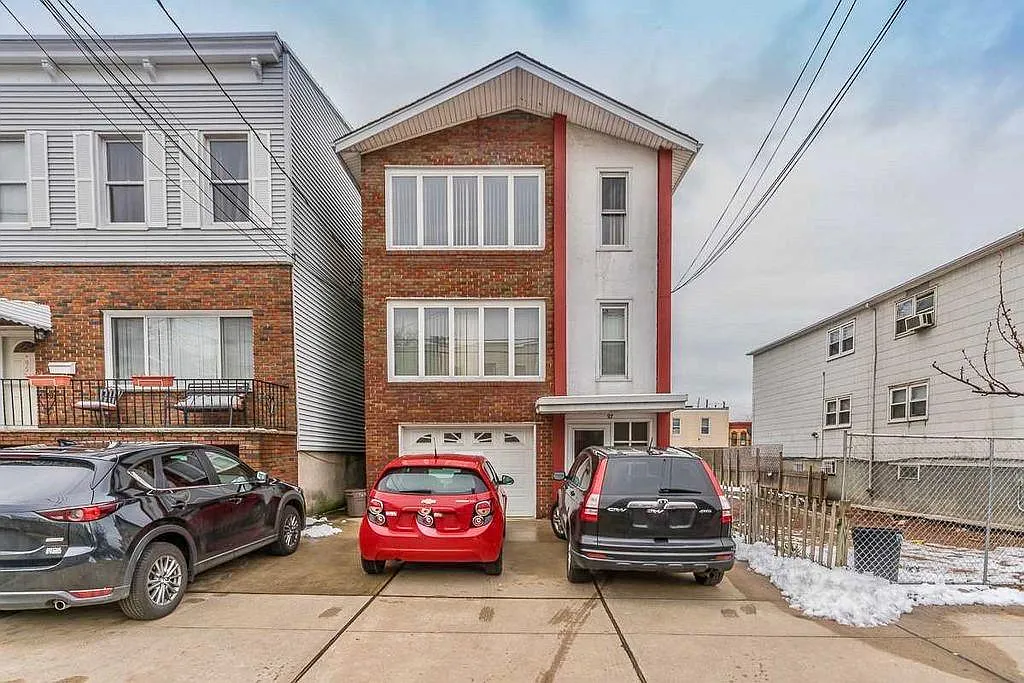 1 bed, 650 sqft, $1,700 — Photo 1