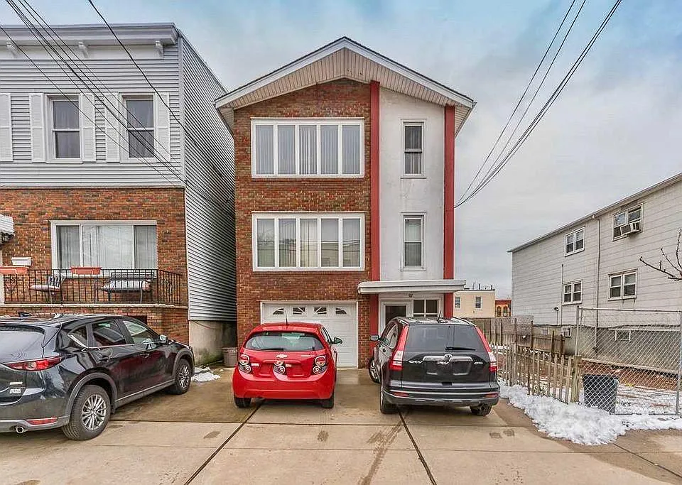 97 Grace St