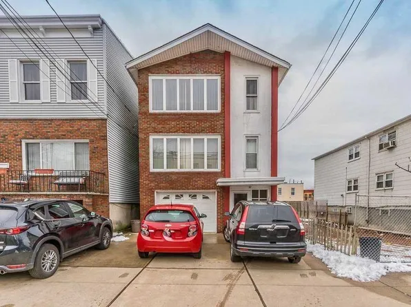 97 Grace St, Jersey City, NJ 07307