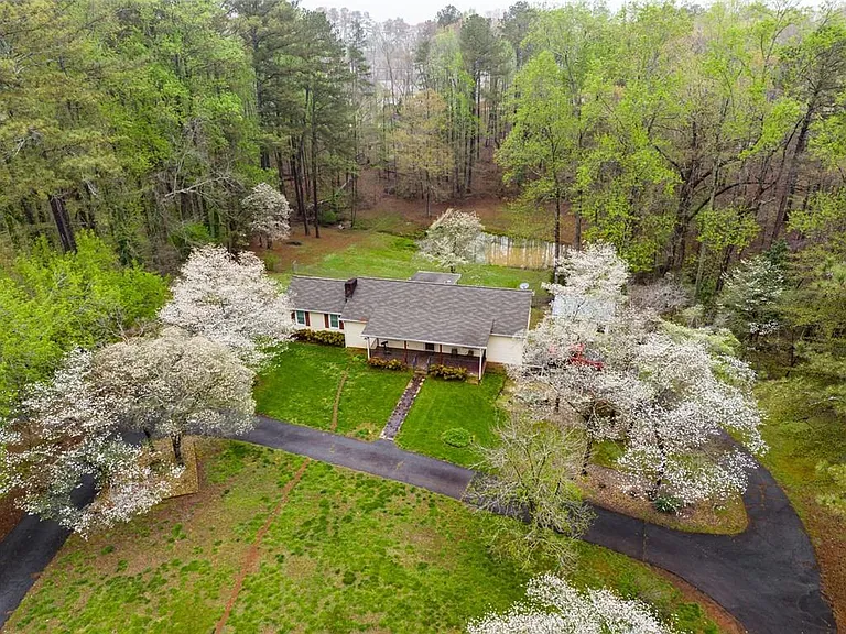 465 Dobbs Rd #B — Photo 37