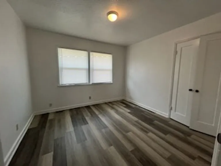 Peralta — Photo 10