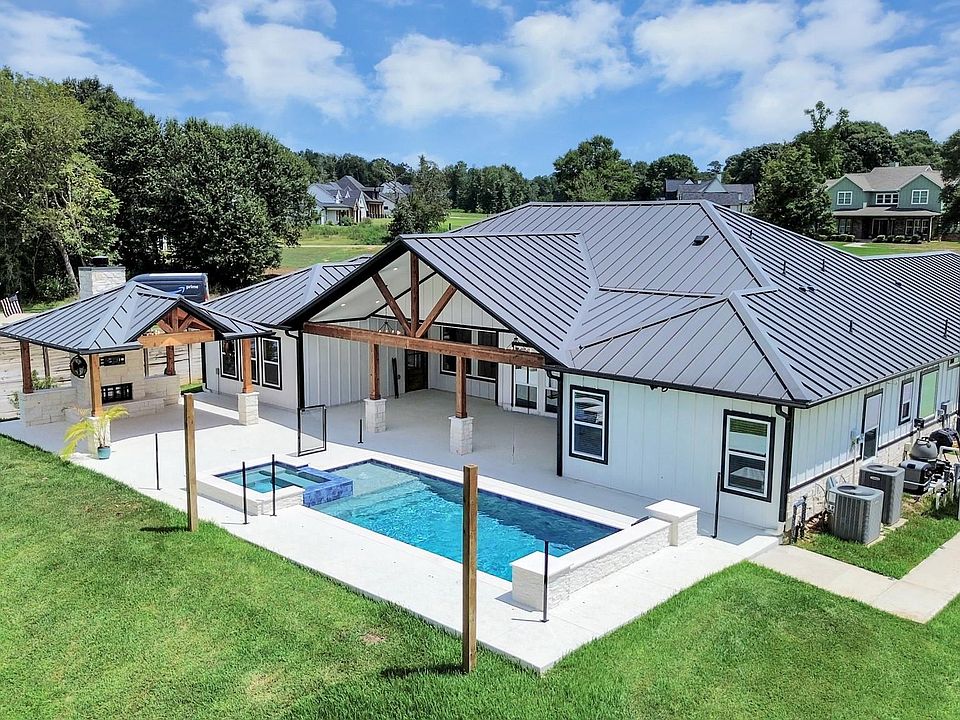 1st image of 140 Quiet Springs Trl