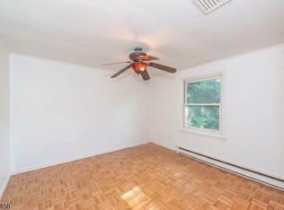 20 Wanaque Rd, West Milford Twp., NJ 07421