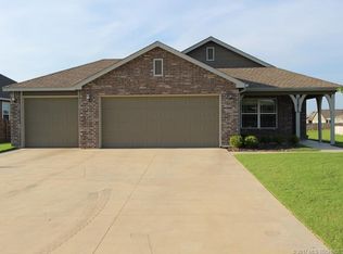 25475 E 89th Pl S, Broken Arrow, OK 74014
