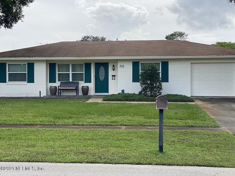 2nd image of 770 Medina Ave