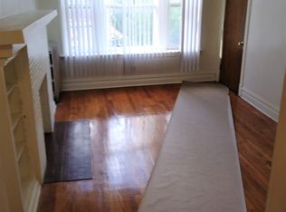 1961 E 72nd St #3, Chicago, IL 60649