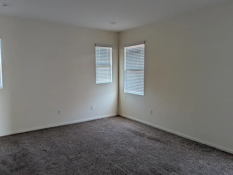 17321 S Nicholas Falls Dr — Photo 2