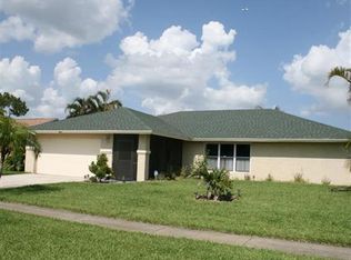 120 Sunflower Cir, Royal Palm Beach, FL 33411