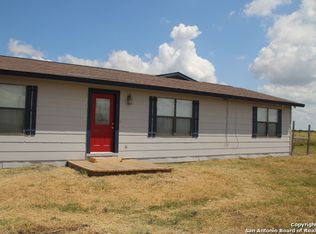 1090 County Road 5714, Natalia, TX 78059