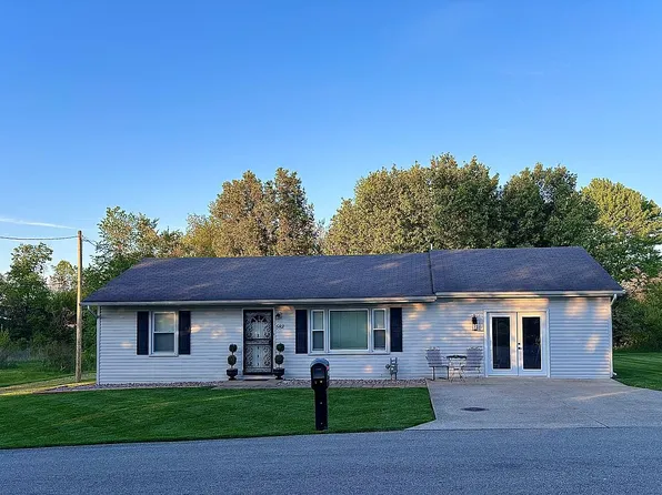 582 E Broadway St, Eminence, KY 40019