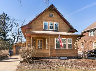 825 North Garfield Avenue, Janesville, WI 53545